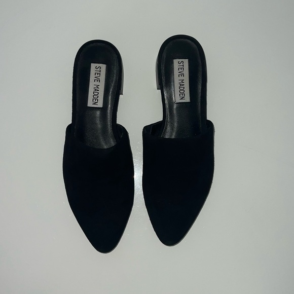 Steve Madden Pointed Toe Mules - Picture 2 of 3